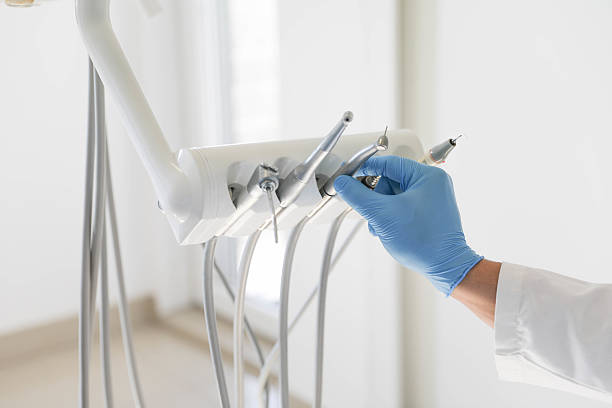 24/7 Emergency Dental Implants experts in Leominster, MA